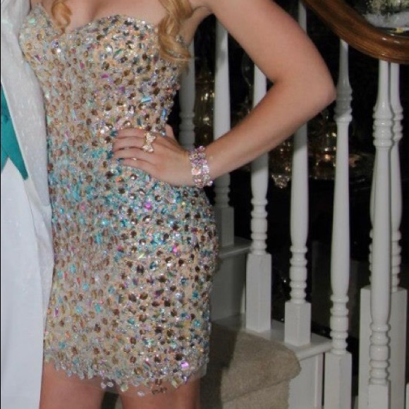 Night moves “prom collection” prom dress - Picture 5 of 6